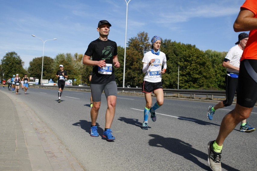 Uczestnicy Maratonu Warszawskiego 2018. Więcej zdjęć...