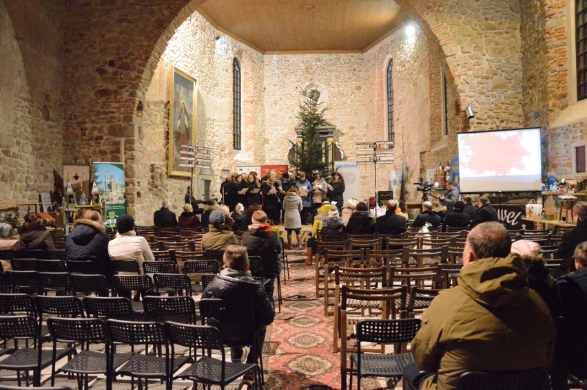Stary kościół w Sieprawiu - tu w sobotę odbędzie się koncert...