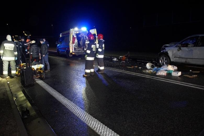 Śmiertelny wypadek na obwodnicy Słupska. Zmarła druga ofiara (wideo, zdjęcia)