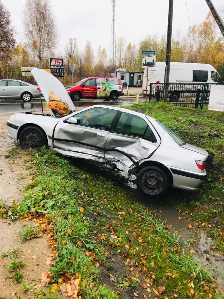 Trudne warunki na drogach w woj. podlaskim. Mnożą się kolizje i wypadki