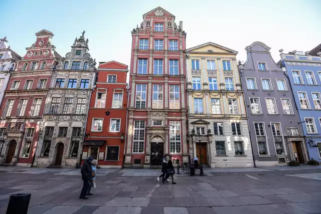 Piwnice na Starym Mieście straszą, mieszkańcy apelują o interwencję. Czy miasto je zabezpieczy?