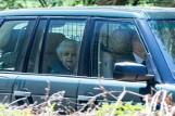 Londyn: Tragicznie mogła się zakończyć podróż brytyjskiej królowej na jej 96. urodziny