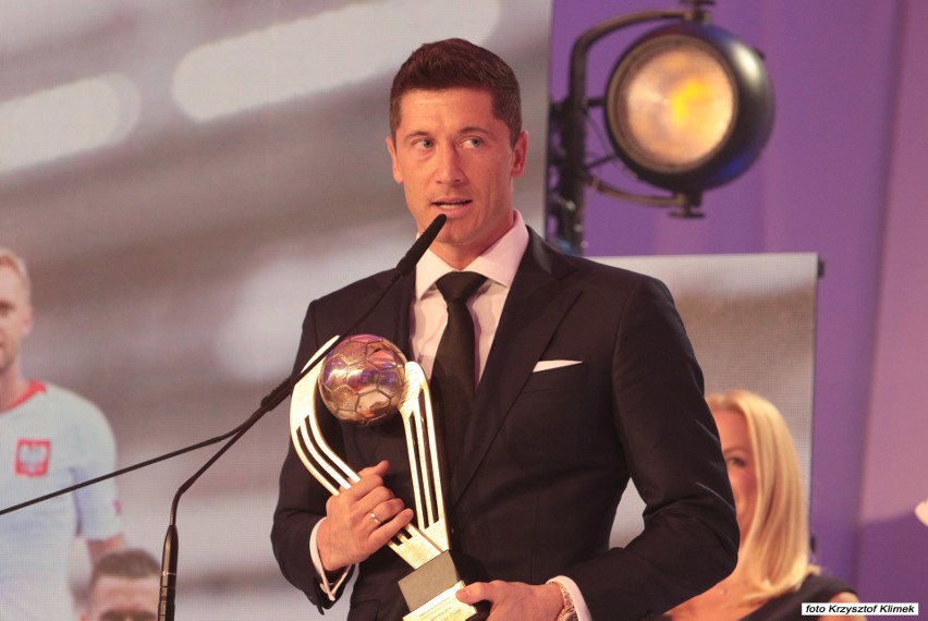 Robert Lewandowski osobiście odebrał statuetkę na Gali...