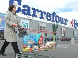 Zwolnione dyscyplinarnie kasjerki Carrefouru nie chcą ugody