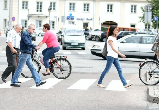 Plac Wolności teraz przypomina wielkie rondo. Koncepcja zakłada ograniczenie komunikacji samochodowej.