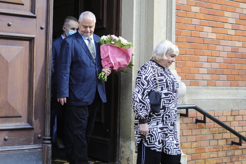 Adam Glapiński kocha ją od ponad 40 lat! Kim jest żona Prezesa Narodowego Banku Polskiego?