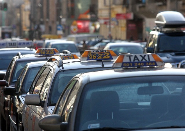 W Łodzi działa ok. 3,5 tys. taksówkarzy. Ilu weźmie udział w proteście?