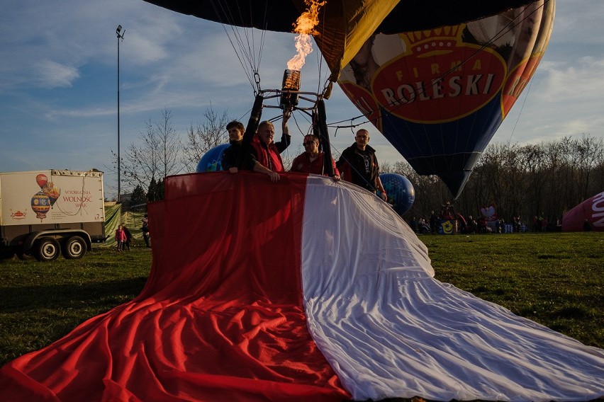 Tarnów. Balonowy Turniej Niepodległości [ZDJĘCIA]