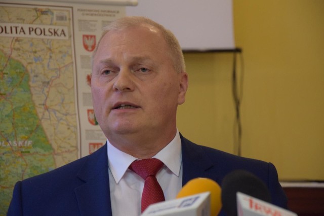 Poseł PiS Lech Kołakowski, który wczoraj zapowiedział swoje odejście z Prawa i Sprawiedliwości, w środę spotkał się z prezesem partii Jarosławem Kaczyńskim.