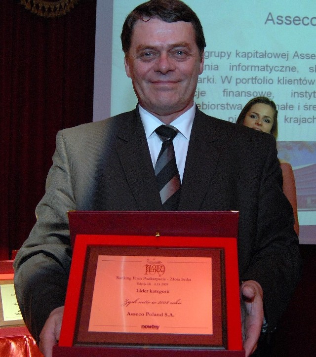Adam Rusinek, wiceprezes Asseco Poland S.A. Rzeszów. Firma ta zdobyła I miejsce na liście stu nawiększych firm Podkarpacia