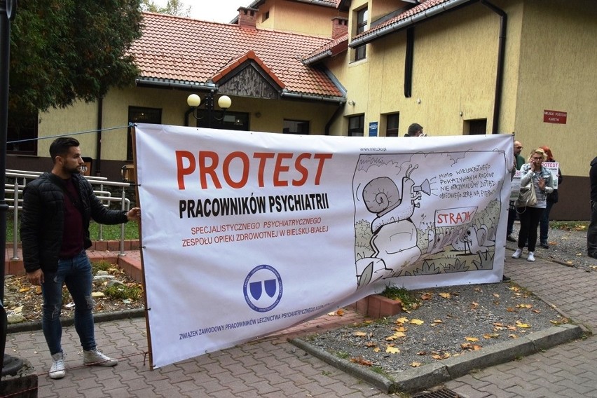 Bielsko-Biała: pracownicy szpitala pikietowali w sprawie...