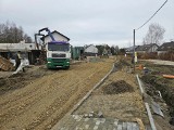 Przebudowa ul. Staropogońskiej w Czeladzi zgodnie z planem. Trwa najtrudniejszy etap inwestycji, wykopy sięgają sześciu metrów