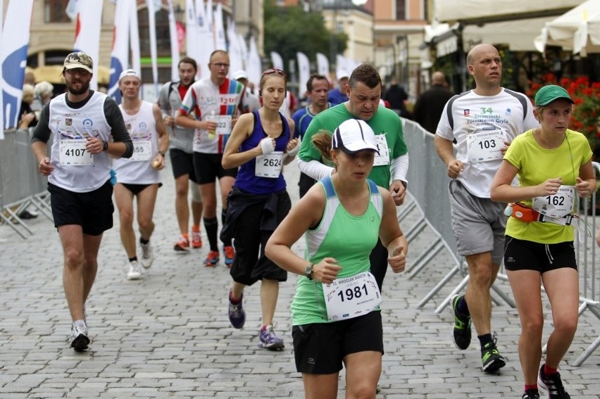 Maraton Wrocław - ZDJĘCIA - zawodnicy z numerami 1 - 200