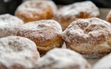 Kiedy Tłusty Czwartek? Przepis na bezglutenowe pączki: pączki z batata. Idealne na Tłusty Czwartek