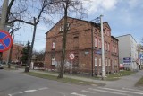 Uszkodzony dom przy Jankego w Katowicach - Piotrowicach. Znane są przyczyny. To nie był gaz ani szkody górnicze ZDJĘCIA