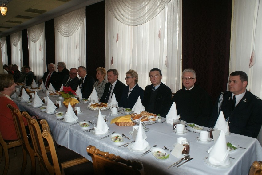 Wigilijne spotkanie mieszkańców Dąbrowy Górniczej w stołówce...