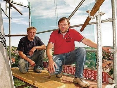 Robert Dudek (z prawej) i jego brat Krzysztof Fot. Maciej Hołuj