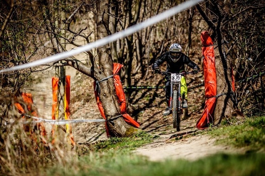 Diverse Downhill Contest 2015, czyli ekstremalna jazda na rowerach na Górze Żar [ZDJĘCIA]