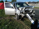 Śmiertelny wypadek w Tarnowej koło Poddębic. Nie żyją dwie osoby [FOTO]