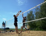 Udany turniej siatkówki plażowej na nowo wybudowanych boiskach nad Jeziorem Tarnobrzeskim
