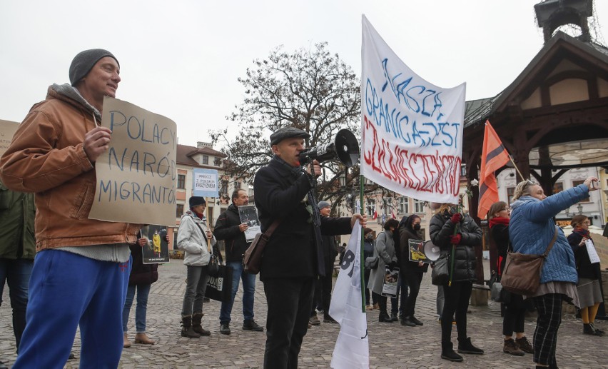 Rzeszów. W niedzielę odbyła się manifestacja "Przeciw Imigracji, Solidarni z obrońcami Granic" i kontrmanifestacja środowisk lewicowych
