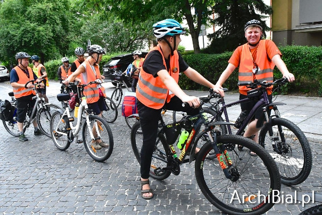 11. Rowerowa Pielgrzymka na Jasną Górę. Z Białegostoku wyruszyło na rowerach ponad 130 pątników. Pobłogosławił ich abp Józef Guzdek