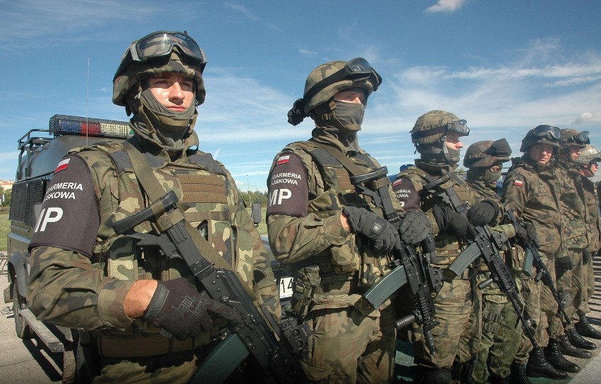 Kraków: żandarmi z NATO pokazali, jak uwalniać zakładników [ZDJĘCIA]