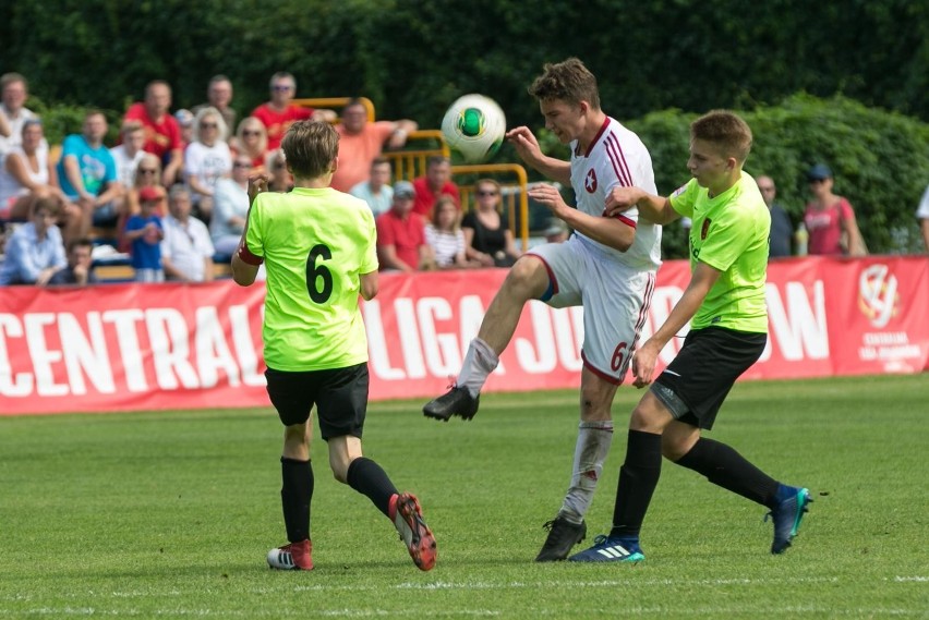 Centralna Liga Juniorów U-15: tylko remis Wisły Kraków z Escolą Varsovia w pierwszym meczu półfinałowym mistrzostw Polski
