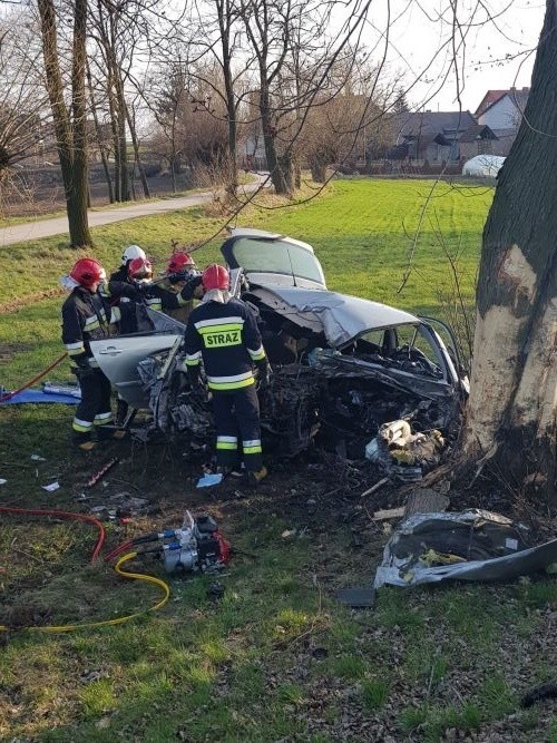 Tragiczny wypadek w Broniszowie. Zginął 30-letni policjant z Małopolski