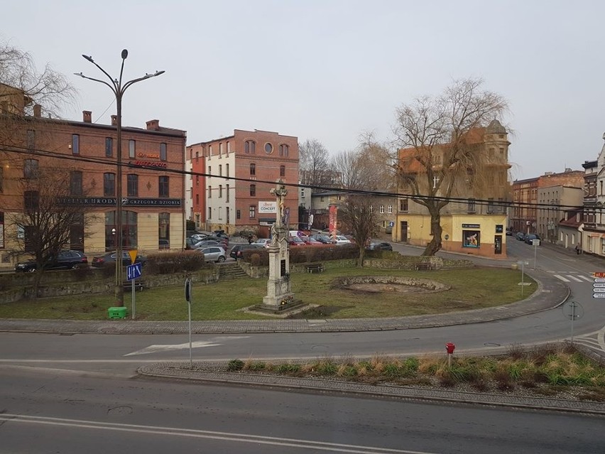W Mikołowie odkopali fontannę sprzed lat. Teraz ją odnowią