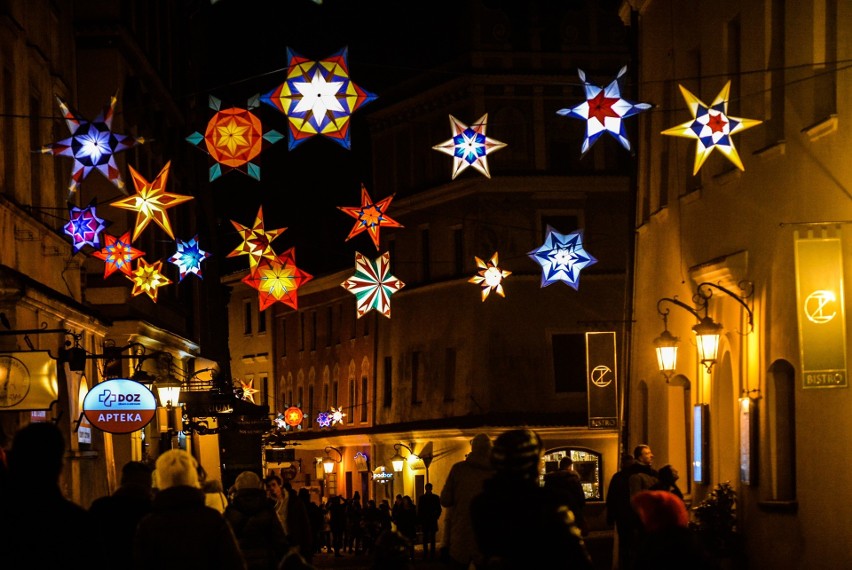 Tak Lublin przygotowuje się do Bożego Narodzenia, czyli gwiazdki na Starym Mieście (ZDJĘCIA) 