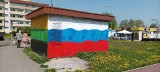 Barwy Górnika Zabrze na kiosku w Katowicach budzą emocje ZDJĘCIA Ukraińcom kojarzą się z flagą Rosji. UM Katowice wysłał już pismo