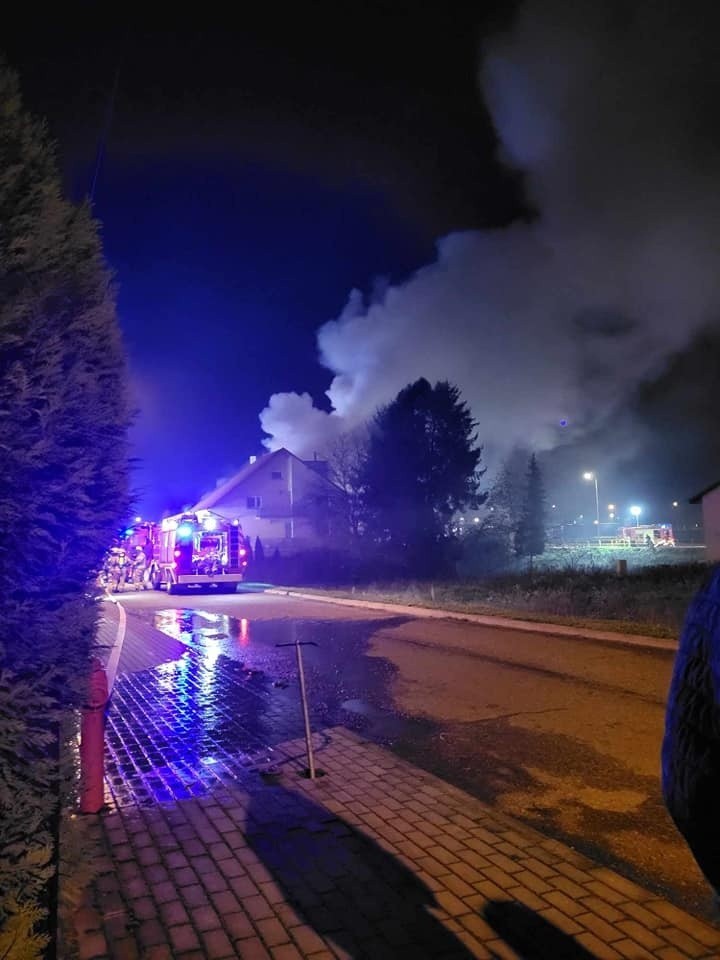 Pożar zakładu produkcyjnego przy ul. Legionów w Pilźnie