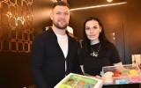 Piłkarz Korony Kielce Kyryło Petrow z żoną chce otworzyć w Kielcach cukiernię. Elena przygotowuje pyszne makaroniki i mochi 