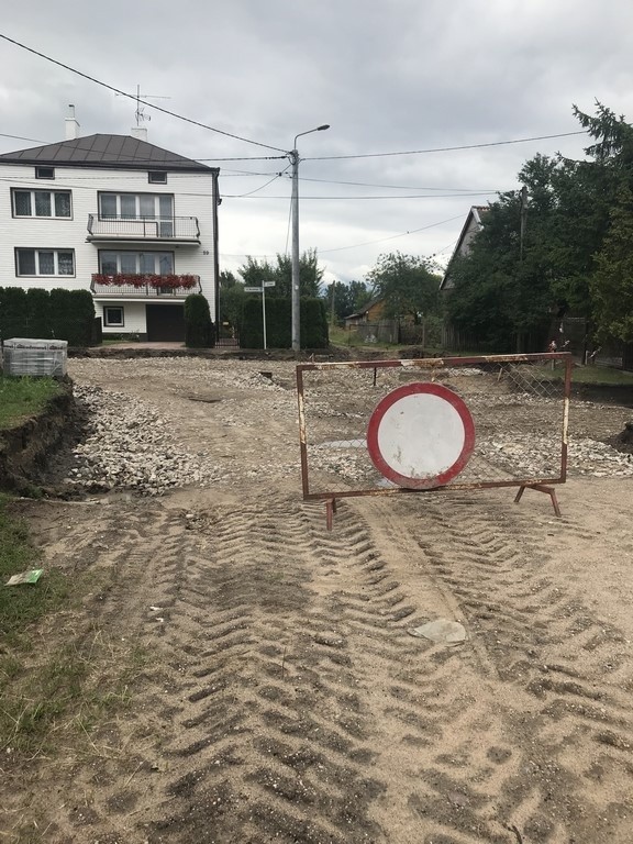 Trwają prace związane z przebudową ul. Bociańskiej w Łapach....