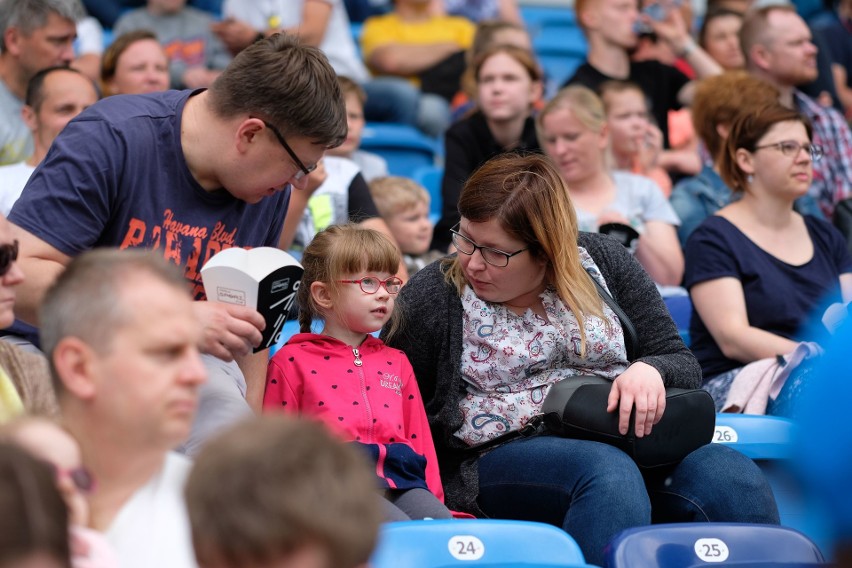 Kibice na meczu Reprezentacji Artystów Polskich na Arenie Lublin. Znajdź się na zdjęciach! [FOTO, WIDEO]