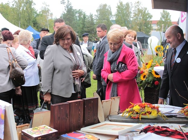 Anna Komorowska na stoisku.