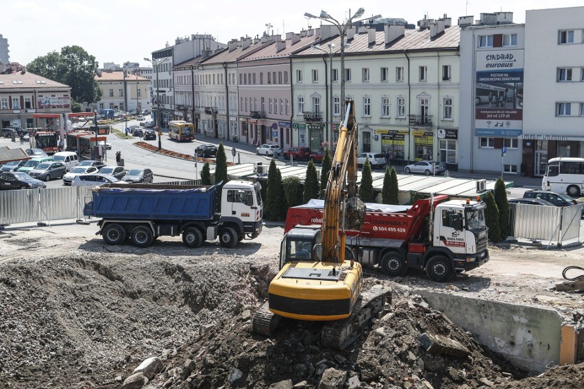 Ruszyła przebudowa dworca głównego PKP w Rzeszowie [ZDJĘCIA, WIDEO]