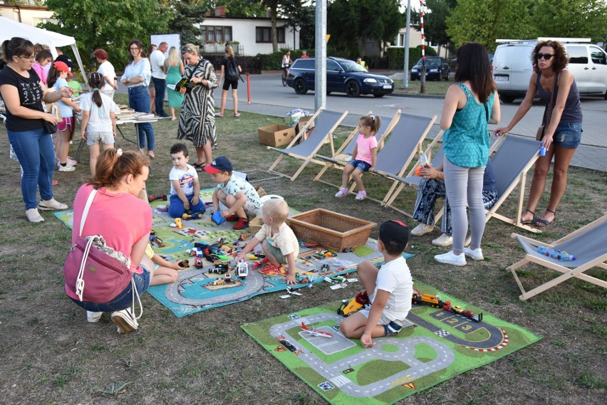 Na placu piknikowym przygotowano kącik zabaw dla dzieci