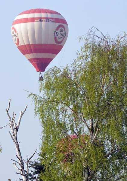 Balony nad KrosnemW Krośnie rozpoczely sie XII Górskie Zawody balonowe