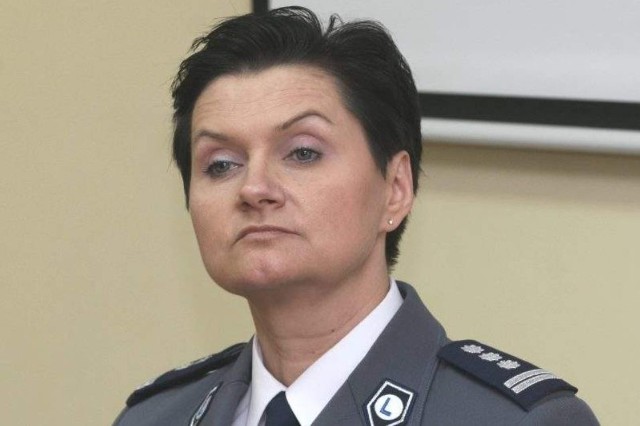 Irena Doroszkiewicz to pierwsza kobieta generał w policji podaje tvn24.pl