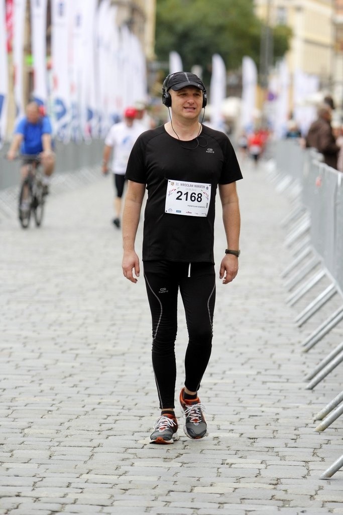 Maraton Wrocław - ZDJĘCIA - zawodnicy z numerami 2001 - 2200