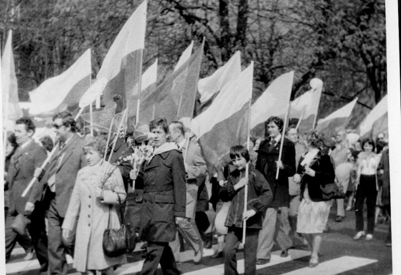 Tak obchodzono kiedyś 1 Maja! Echa dawnych pochodów 