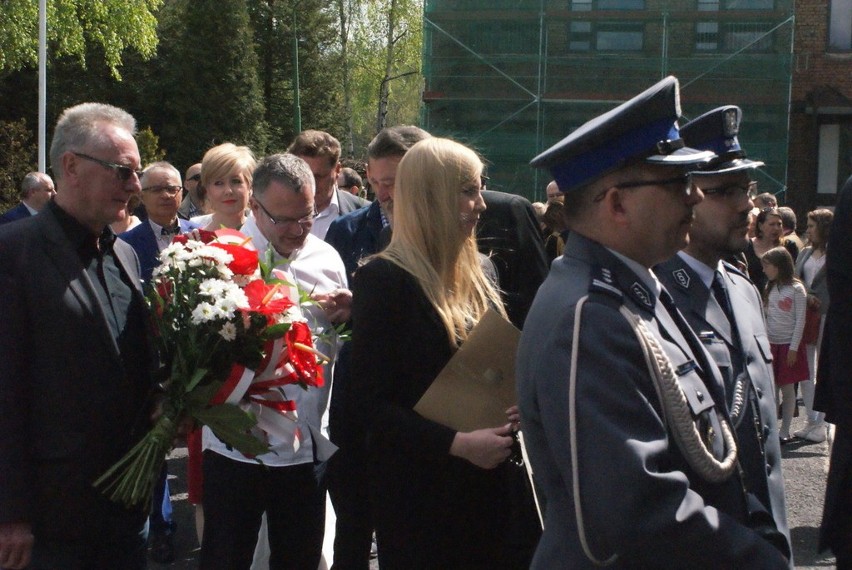 Święto dąbrowskich strażaków: gratulacje, awanse, a na...