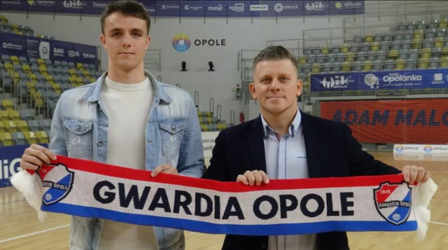 Tomasz Wróbel jest odpowiedzialny za transfery w Gwardii Opole.