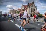 Bieg Wings for Life już w niedzielę. Za kierownicą samochodu pościgowego sam Adam Małysz! 