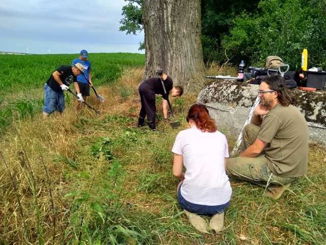 Od początku lipca trwają prace przy schronie nr 4 w Dobieszewku. Badaniami kieruje archeolog Robert Grochowski