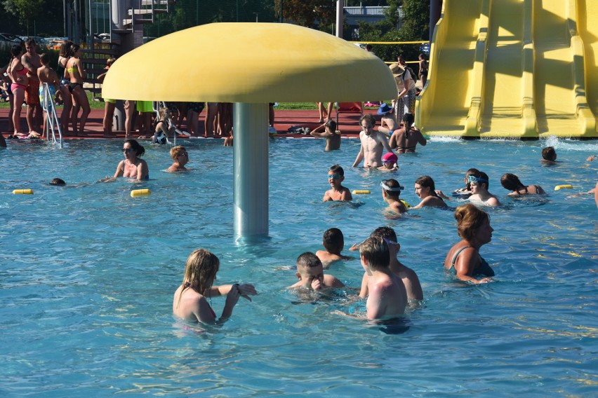 Tłumy zdecydowały się na relaks na kąpielisku Ruda.