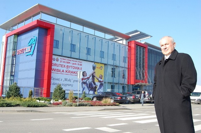 Leszek Gierszewski jest założycielem i prezesem firmy Drutex