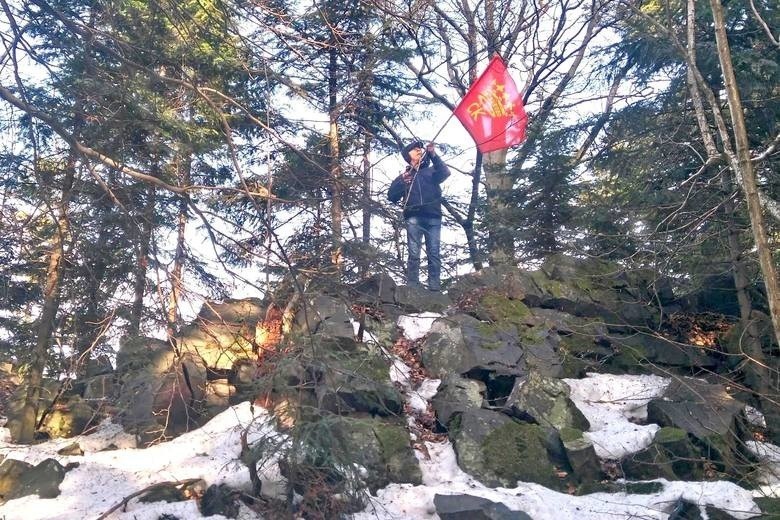 Zmienia się historia Gór Świętokrzyskich. Skała Agaty od dziś oficjalnie najwyższym szczytem! 